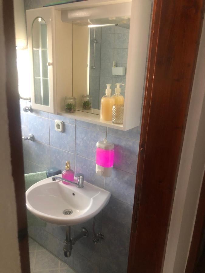 Danguba Apartment Kremena Luaran gambar